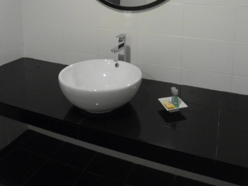 Regent Hotel Bintulu Dış mekan fotoğraf