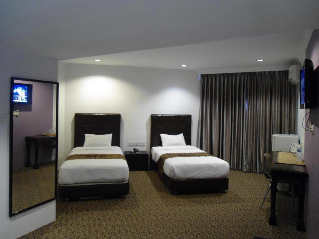 Regent Hotel Bintulu Dış mekan fotoğraf