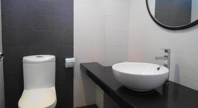 Regent Hotel Bintulu Dış mekan fotoğraf
