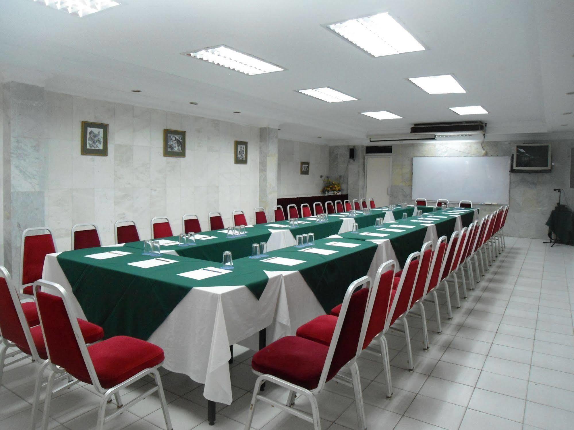 Regent Hotel Bintulu Dış mekan fotoğraf