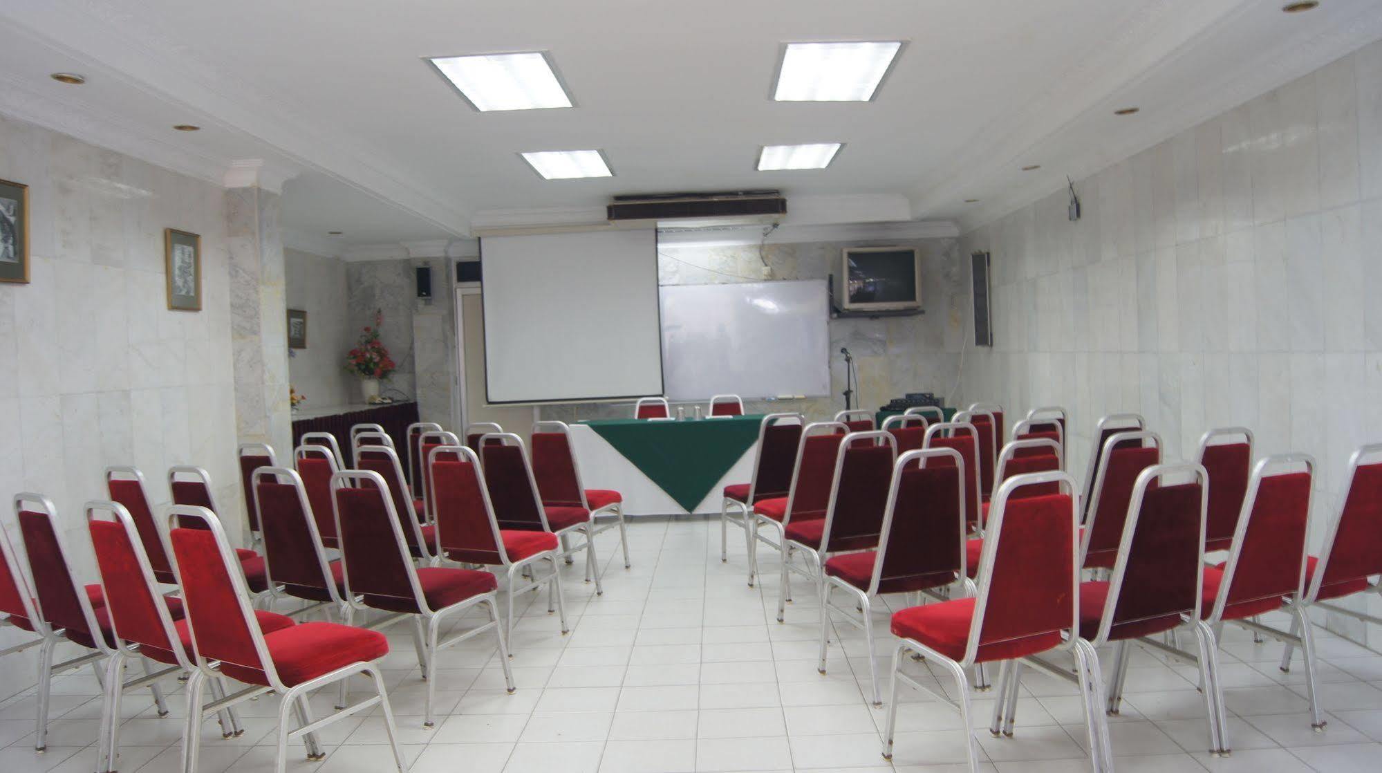 Regent Hotel Bintulu Dış mekan fotoğraf